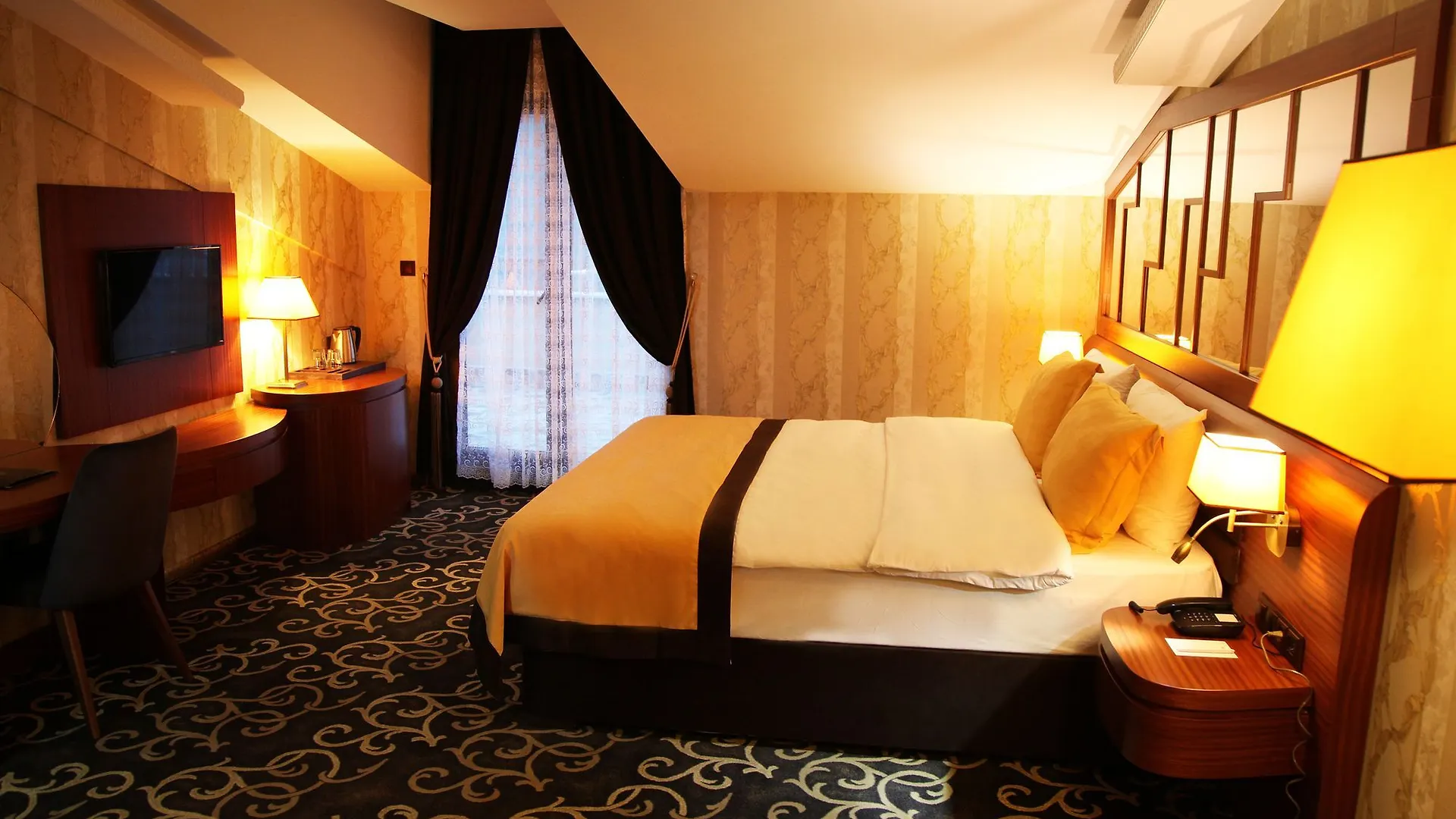 **  Hotel Grand Vuslat Trabzon Turquía